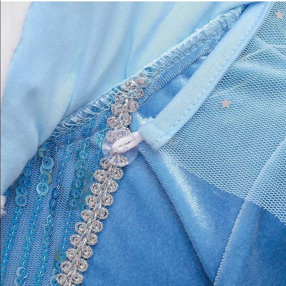 Sparkly costume Elsa Christmas frozen snowflake ❄️ cute high quality dress - Picture 12 of 12